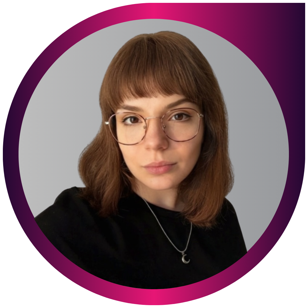 Zespół dais. Karolina - Social Media Specialist.
